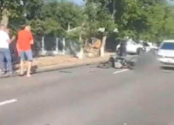 El este motociclistul de 19 ani care a murit în accidentul din Galaţi. Şoferul care l-a ucis pe Dragoş, reţinut