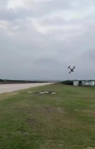 S-au logodit şi s-au prăbuşit cu avionul în Turica, la câteva minute după cererea în căsătorie