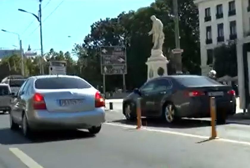 Primăria Capitalei vrea ca pe unele bulevarde să se circule cu 30 km/h. Zonele vizate