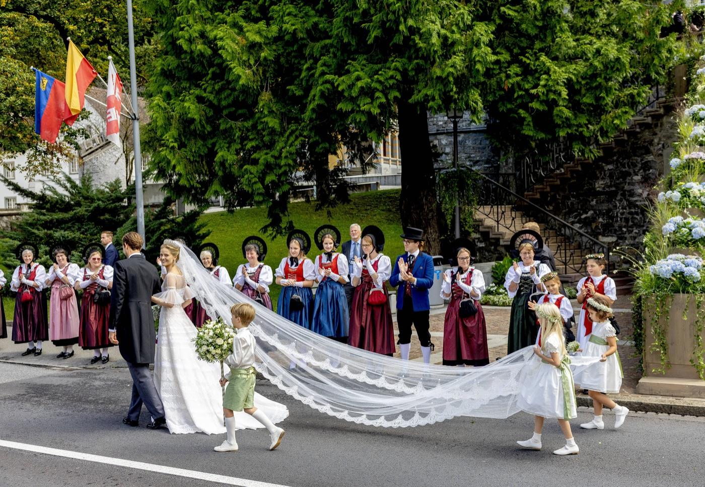 Cea mai bogată prinţesă din Europa s-a măritat. Marie Caroline de Liechtenstein i-a spus "Da" unui venezuelean