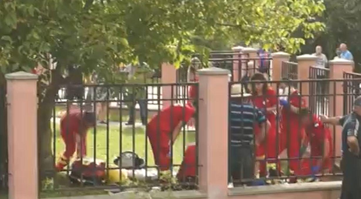 Copilaş de patru ani a murit, după ce a căzut într-o fosă septică. Tatăl a fost cel care l-a scos