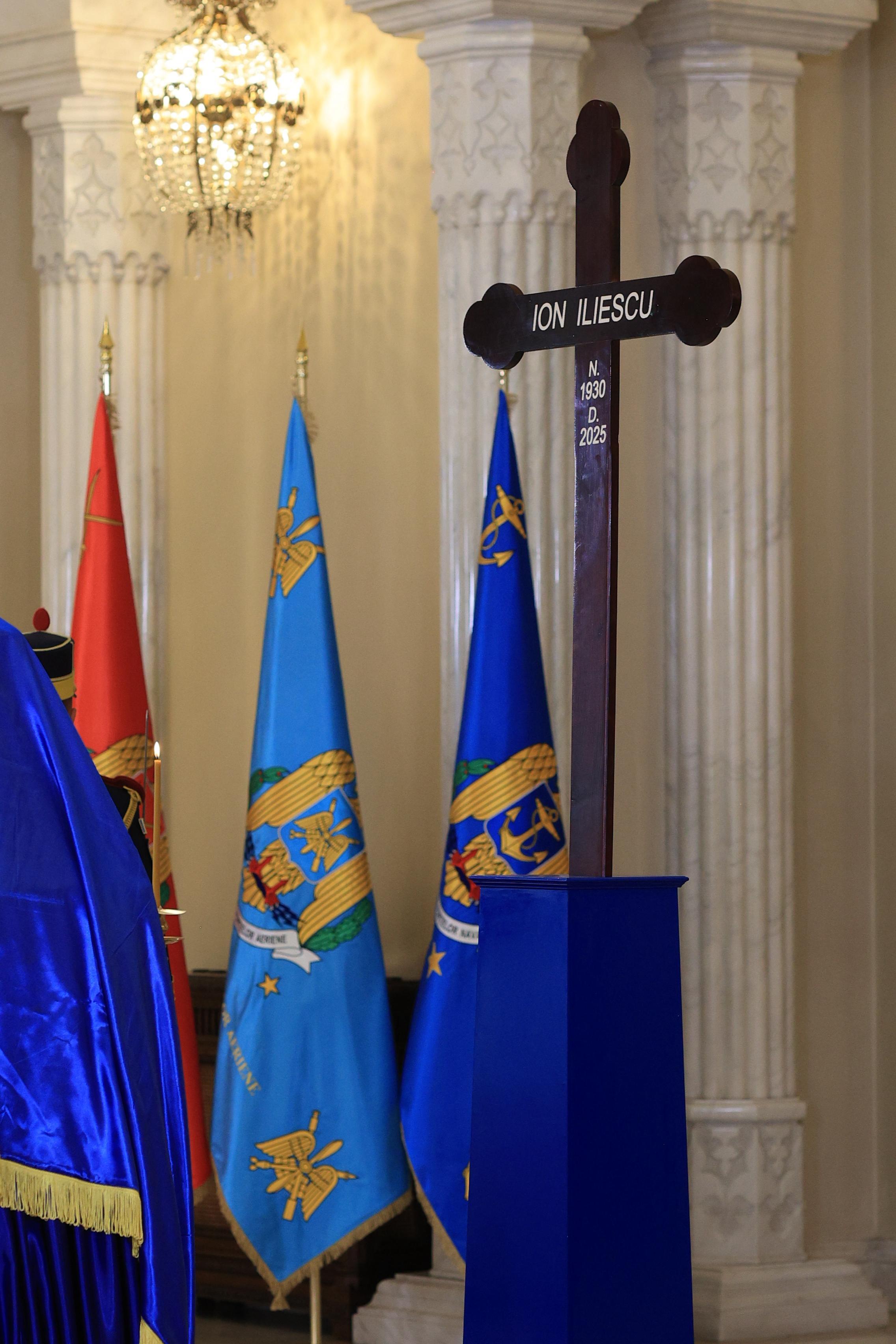 Funeraliile de stat pentru Ion Iliescu. Sicriul, depus la Palatul Cotroceni. Programul ceremoniilor