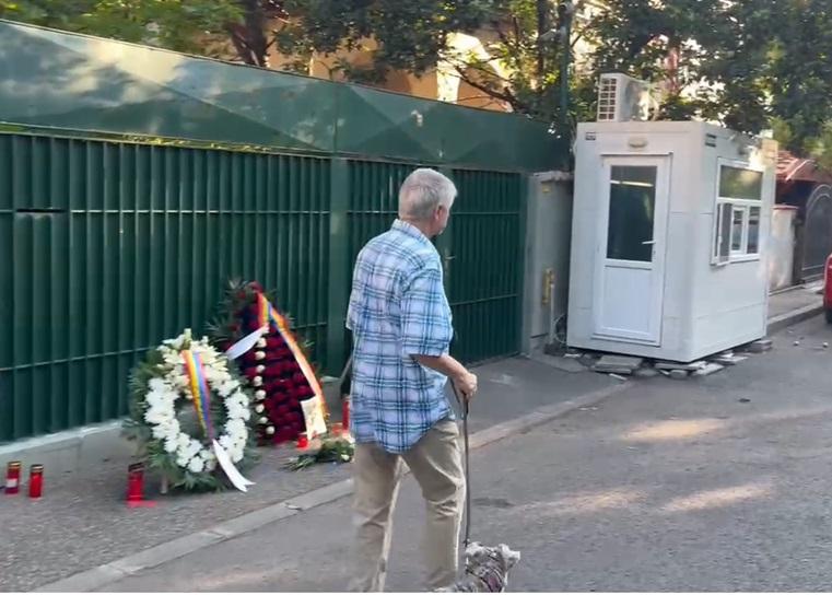 Ce se întâmplă în faţa vilei din Primăverii, locul unde Ion Iliescu a locuit în ultimii 28 de ani