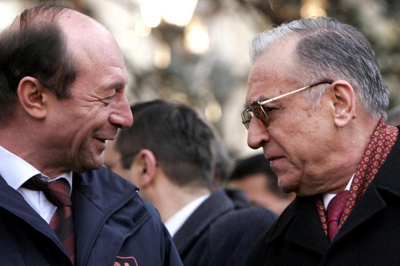 Ion Iliescu, de la revoluție la Cotroceni. Imagini de colecţie din viața primului președinte post-decembrist