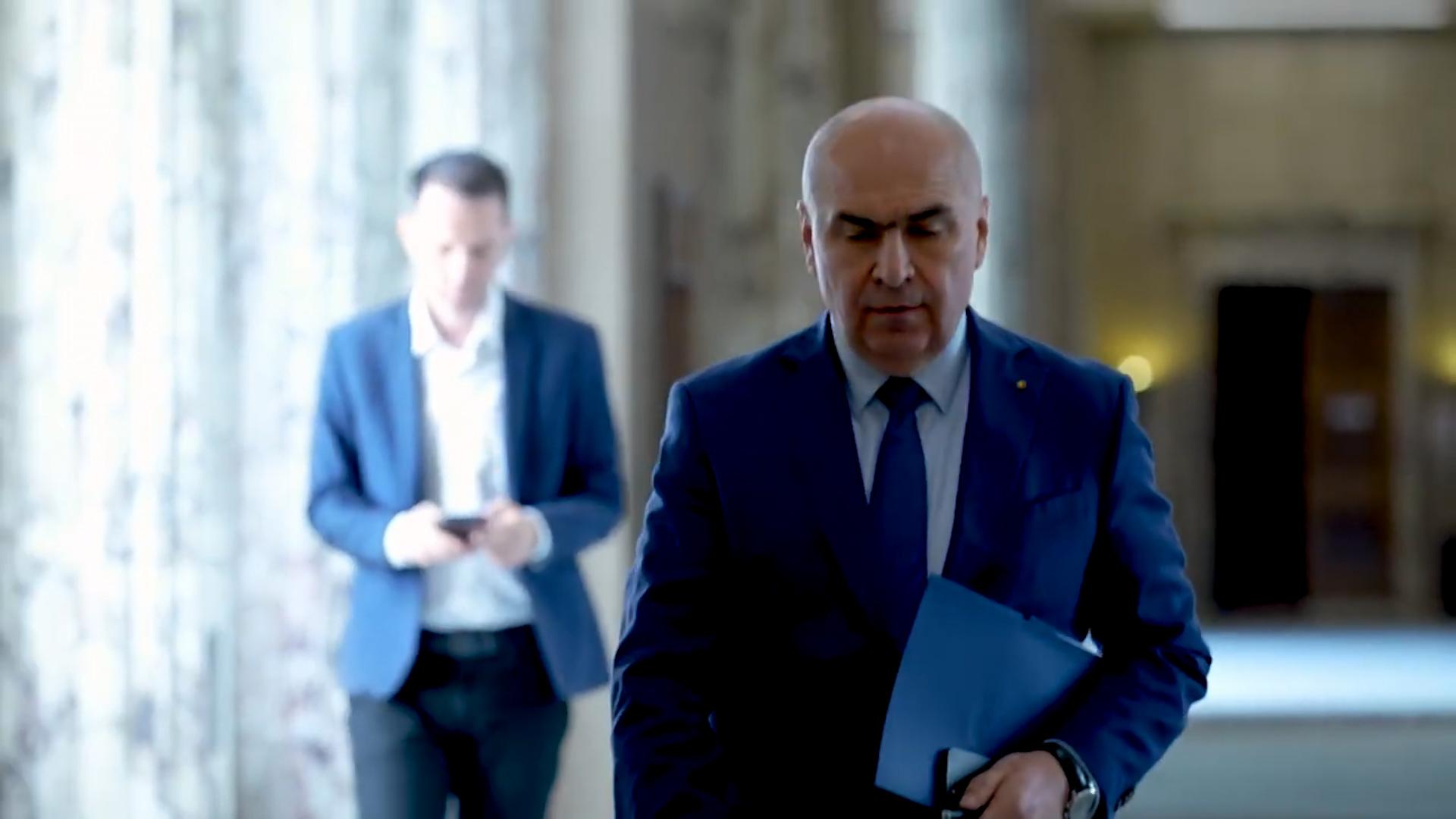 Guvernul își asumă azi 5 din cele 6 pachete de austeritate. PNL ameninţă cu ieșirea de la guvernare