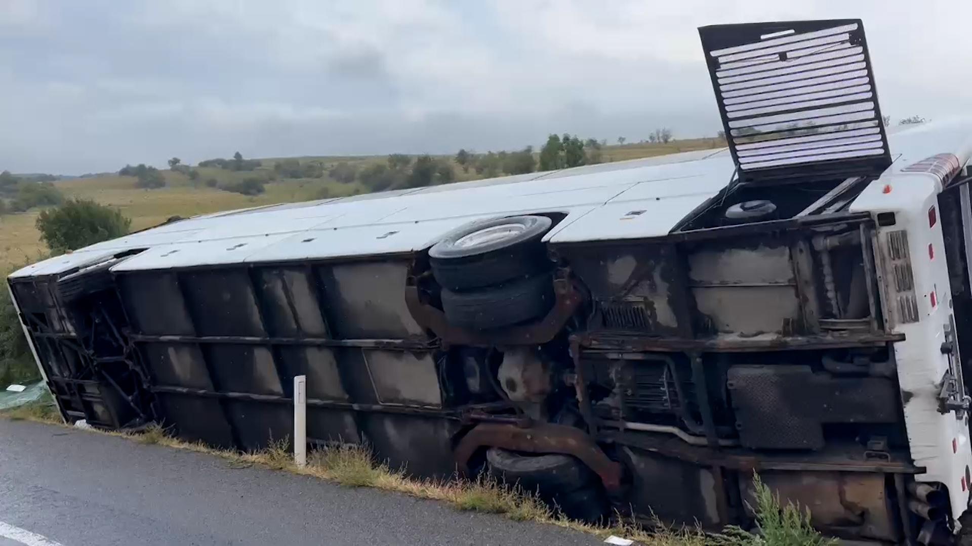 Filmul accidentului din Cluj: Un pasager a murit strivit sub greutatea altuia. "Am simţit că alunecăm"