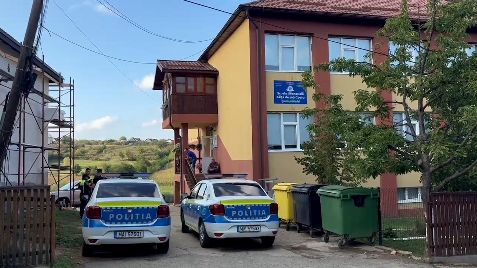 El este Răzvan, băiatul care s-a stins în faţa şcolii. Pe 5 septembrie, împlinise 13 ani