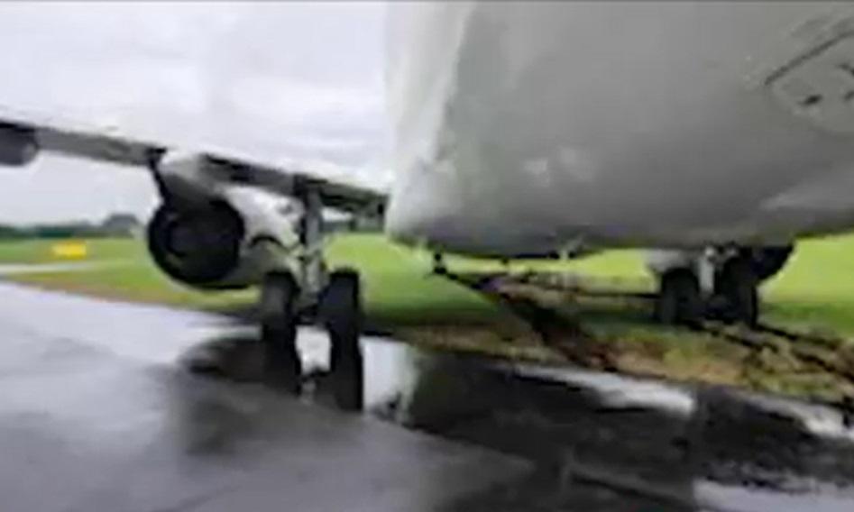 Incident pe aeroportul din Cracovia. Un avion venit din Turcia a derapat pe pistă