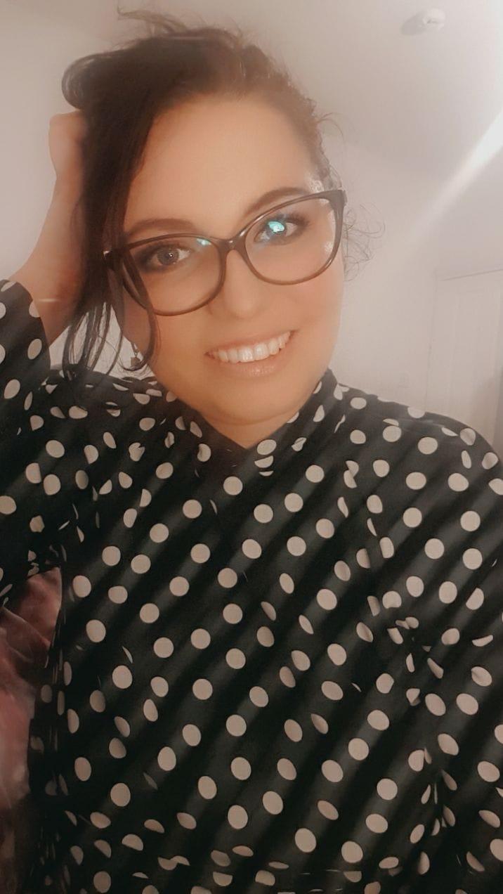 O femeie a zburat 3.800 kilometri ca să îşi cumpere ciocolată din România: Toată lumea a crezut că sunt nebună