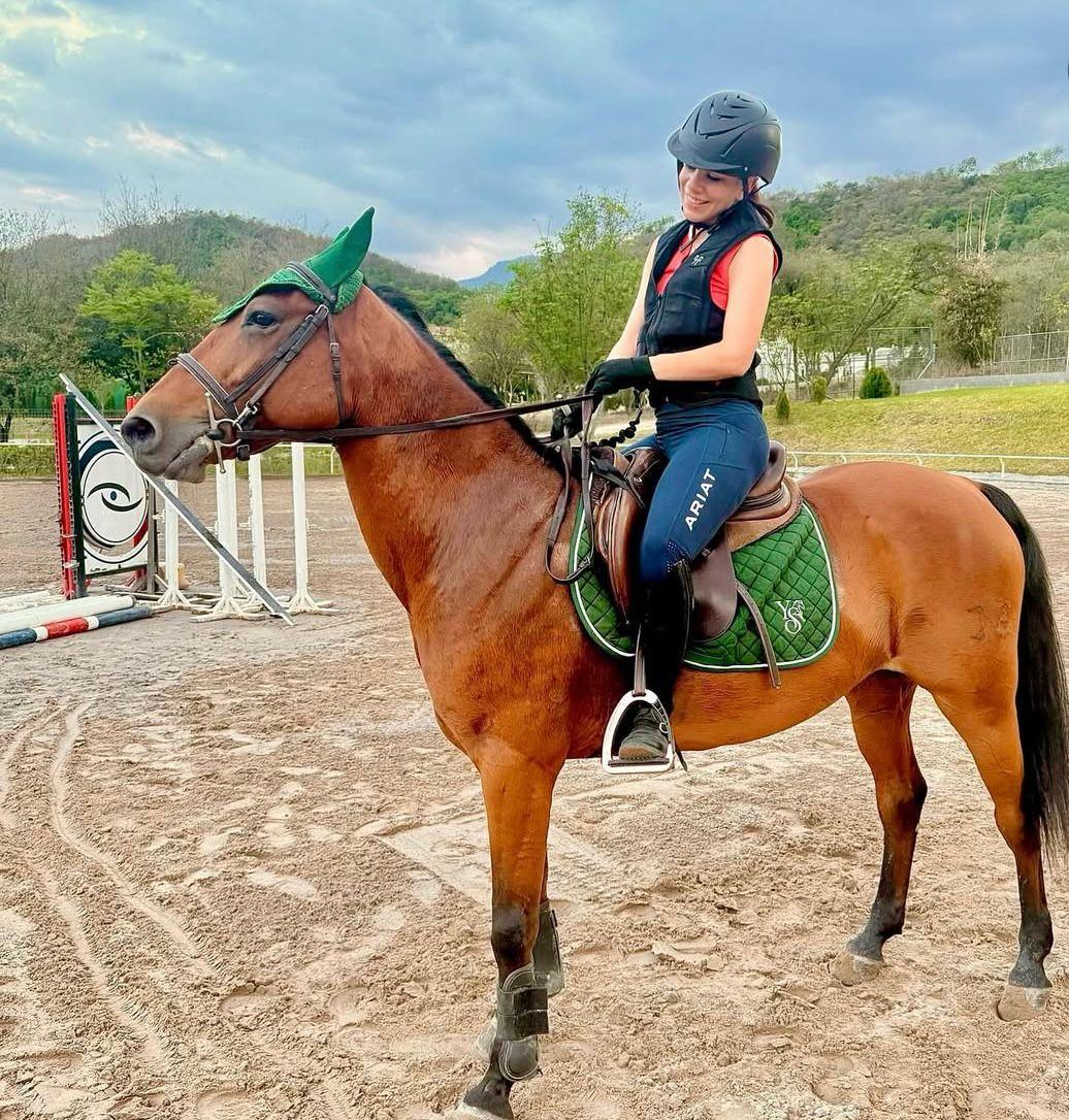 Prezentatoare TV, moartă într-un accident aviatic în Mexic. Voia să ia lecţii de pilotaj