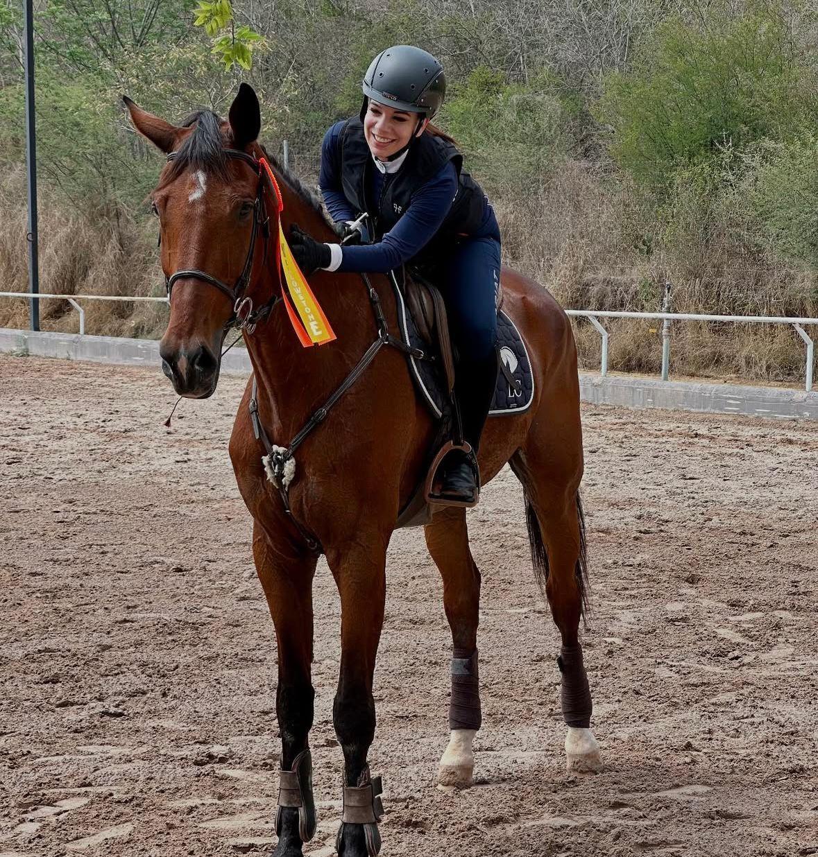 Prezentatoare TV, moartă într-un accident aviatic în Mexic. Voia să ia lecţii de pilotaj