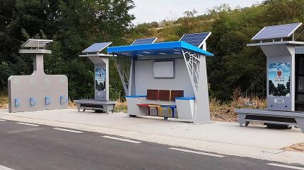 (P) Mobilierul urban inteligent: soluția primăriilor românești pentru orașe moderne și sustenabile