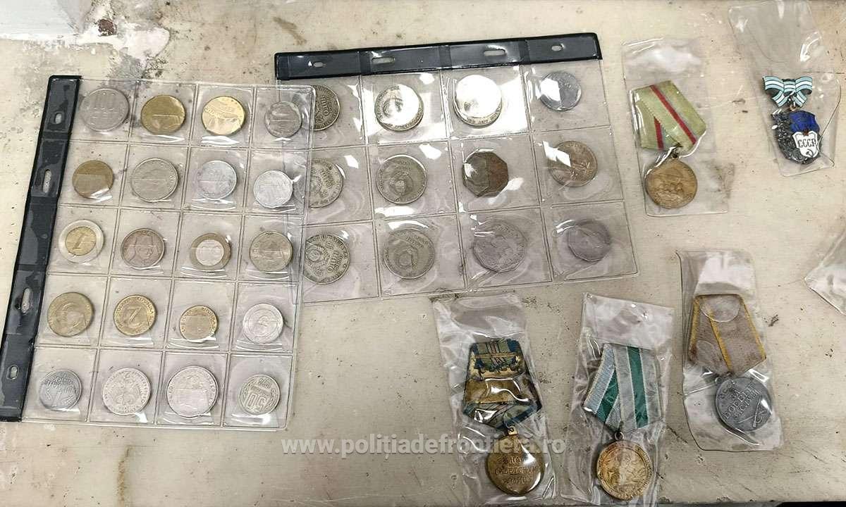 Comoara găsită în bagajul unui bărbat de polițiștii de frontieră suceveni