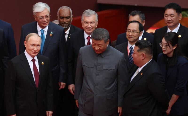 Xi, Putin și Kim, mesaj sfidător pentru Occident: Omenirea are de ales între pace și război Xi, Putin și Kim, mesaj sfidător pentru Occident: Omenirea are de ales între pace și război