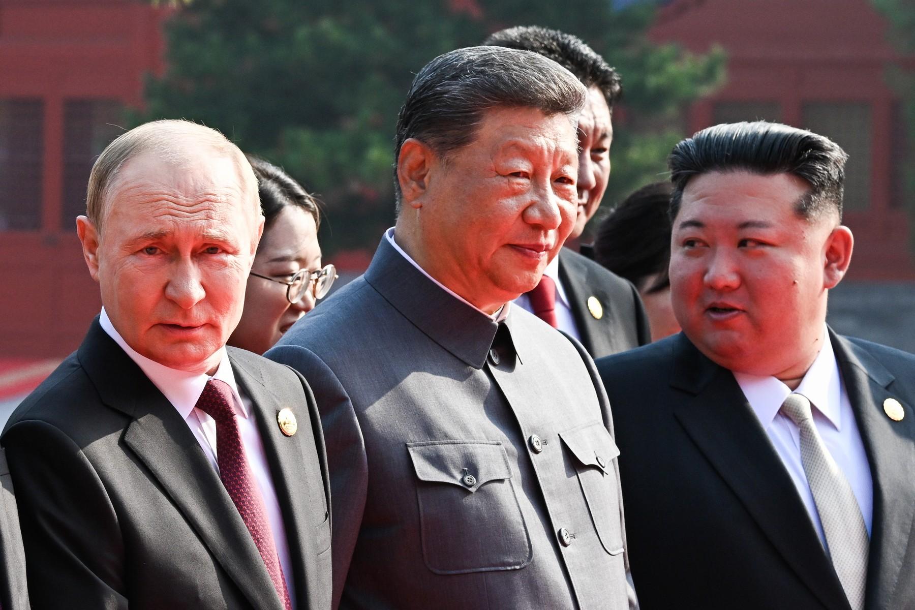 Xi, Putin și Kim, mesaj sfidător pentru Occident: "Omenirea are de ales între pace și război"