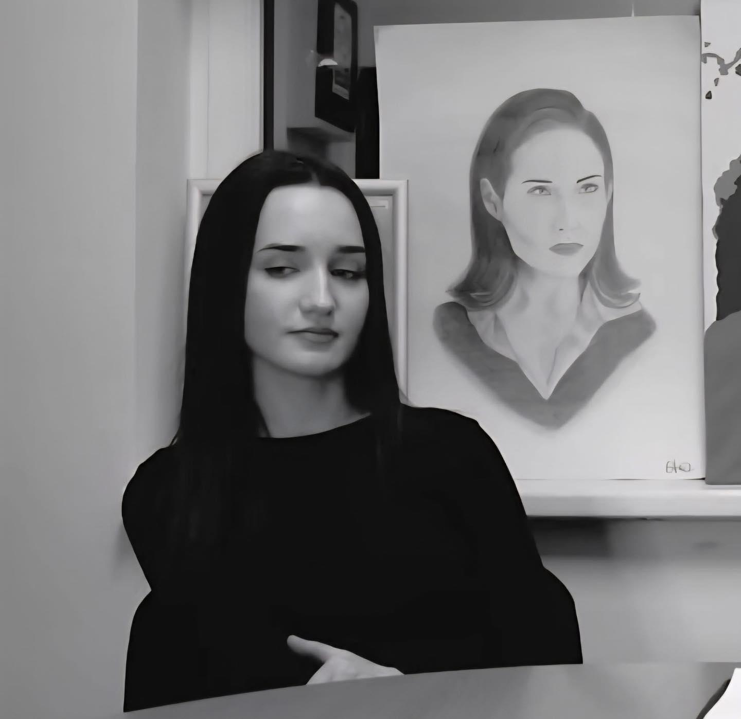 La două săptămâni după ce și-a pierdut mama și sora într-un accident, Amalia le-a urmat în ceruri