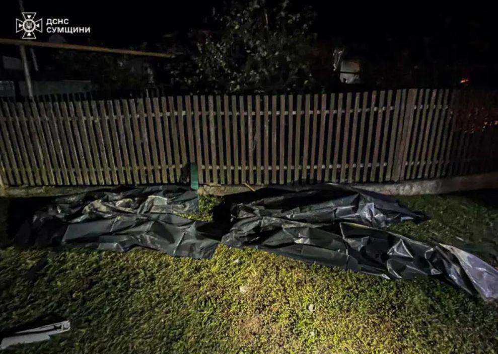 O familie cu doi copii, ucisă de o dronă rusească în regiunea Sumî. Mama era însărcinată cu gemeni