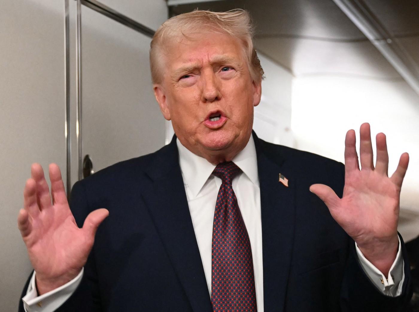 Trump anunţă aplicarea unei taxe vamale de 25% ţărilor care fac afaceri cu Iranul