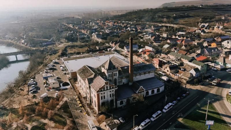 O fabrică de bere din Transilvania, veche de 200 ani, e scoasă la vânzare pentru aproape 3 milioane €