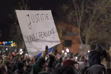 CSM critică comitetul Guvernului pentru legile Justiţiei. Judecător: Reformele nu se fac pe genunchi