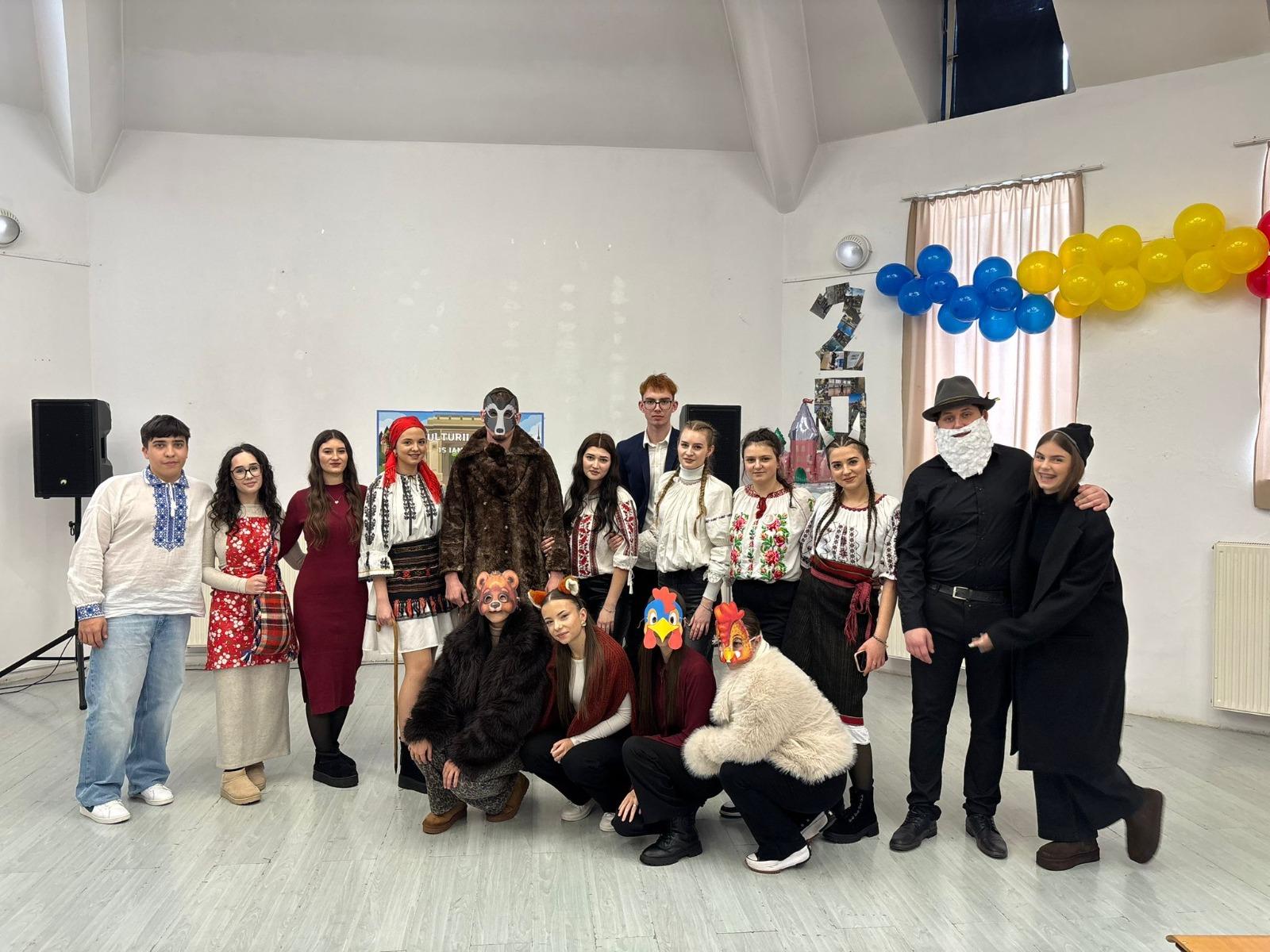 De Ziua Culturii Naționale, elevii din Odorheiu Secuiesc au lansat o carte de povești pentru colegii mai mici