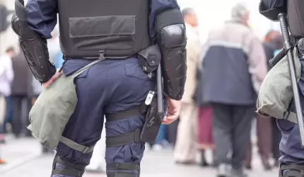 Un copil de 12 ani, suspectat de implicare într-un plan terorist: "Număr tot mai mare de minori"