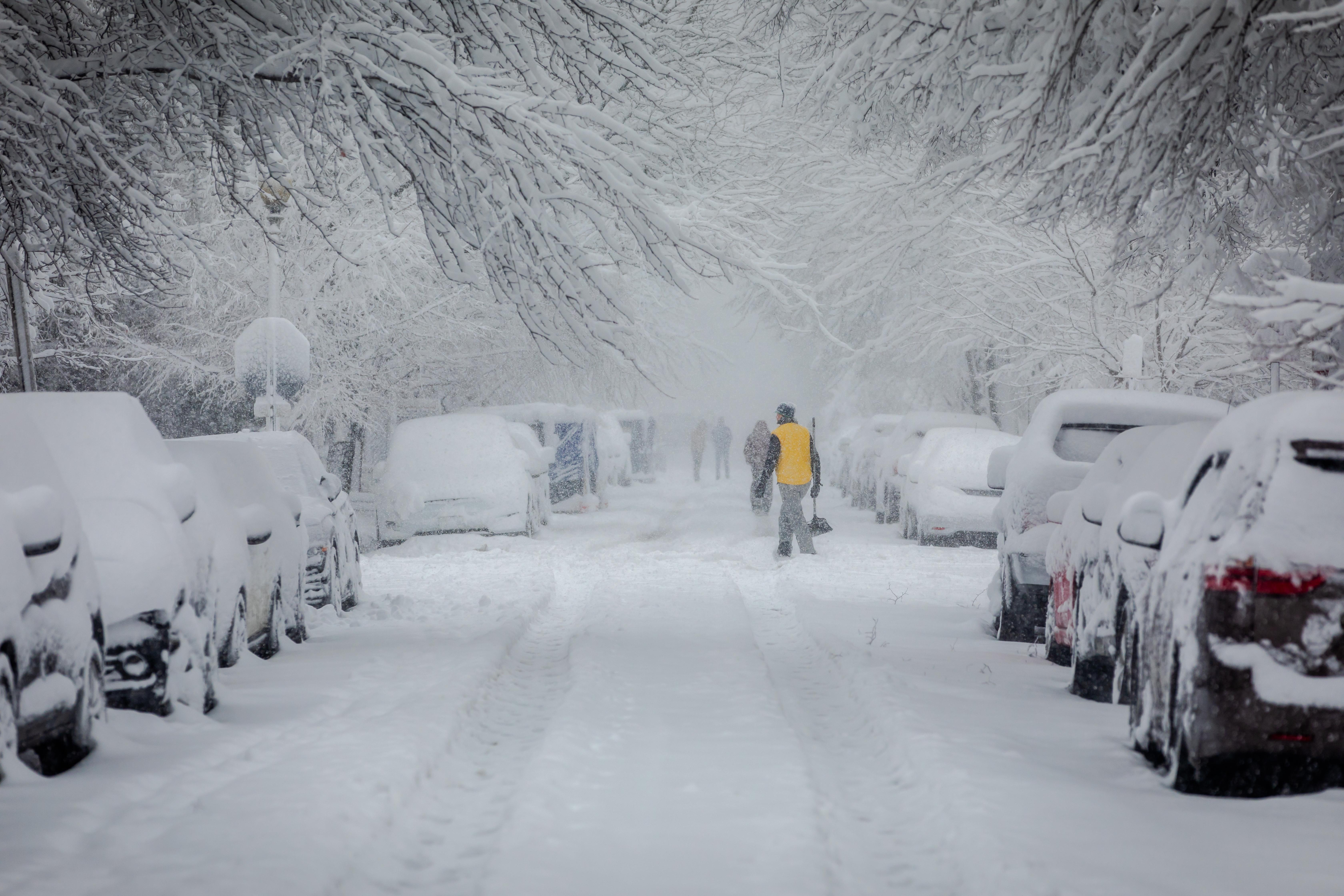 Cea mai rece dimineaţă din ultimii 60 de ani. Când scăpăm de ger