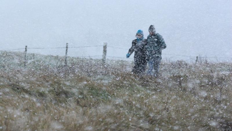 Alertă de vreme rea. Intră &icirc;n vigoare un cod galben și portocaliu de v&acirc;nt, ninsori şi viscol puternice