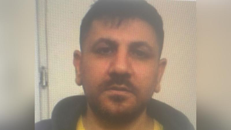 Turcul care l-a ucis pe&nbsp;polițistul Gheorghe Ionescu&nbsp;cu mașina a evadat de la Rahova.&nbsp;Nu a revenit din permisie