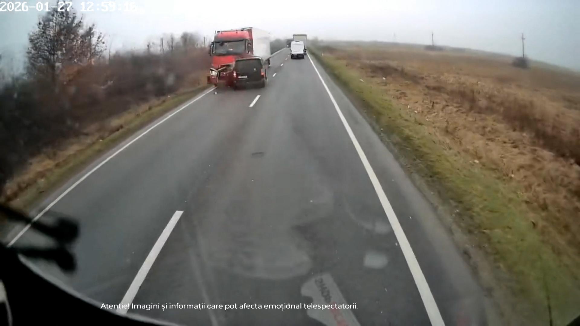 "Nimeni nu vrea să creadă". Durere de nedescris pentru familiile tinerilor morţi în accidentul din Timiş