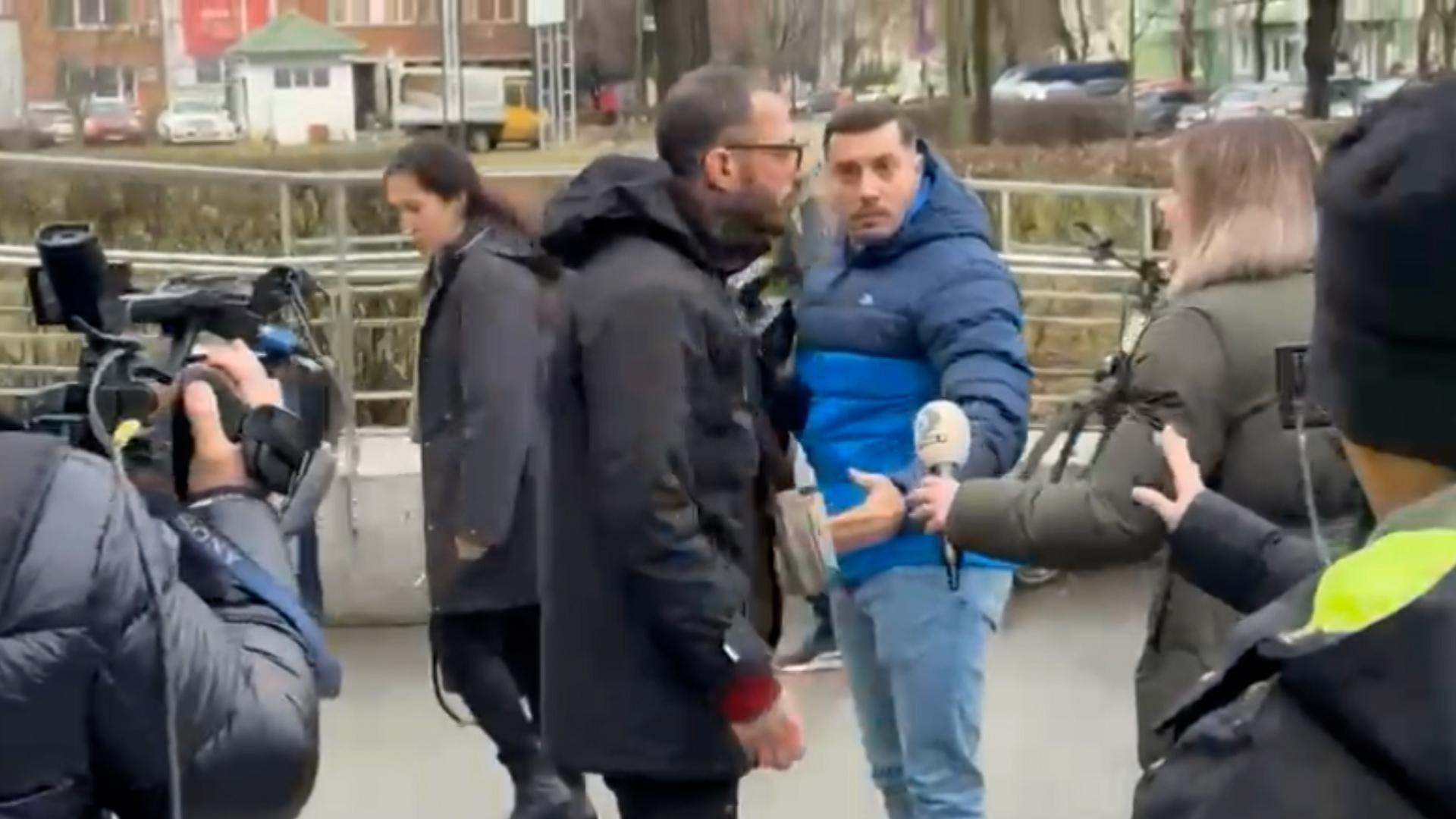 În ce stare sunt răniţii de la accidentul din Timiş. Rudele morţilor au venit în România să-i identifice