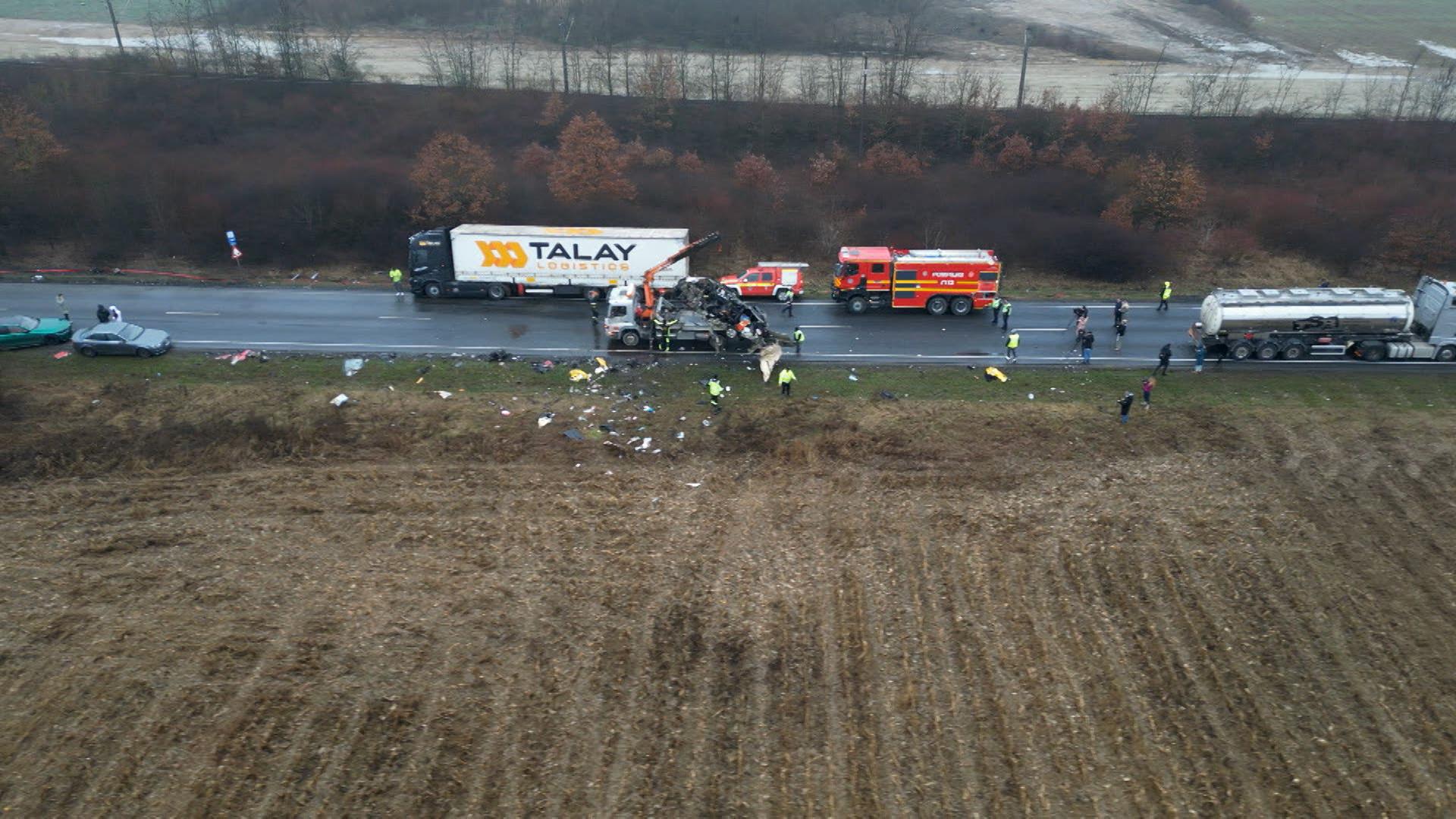 Descoperirea făcută în microbuzul implicat în accidentul cu 7 morţi din Timiş