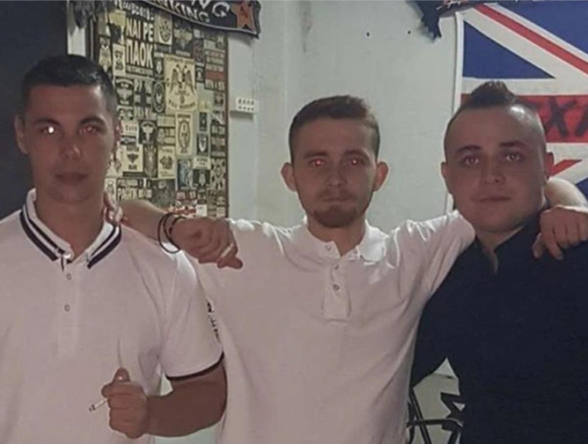 Cei trei prieteni din Alexandria.De la stânga la dreapta: Konstantinos Markopoulos, Vasilis Pallos şi Giorgos Maronitis