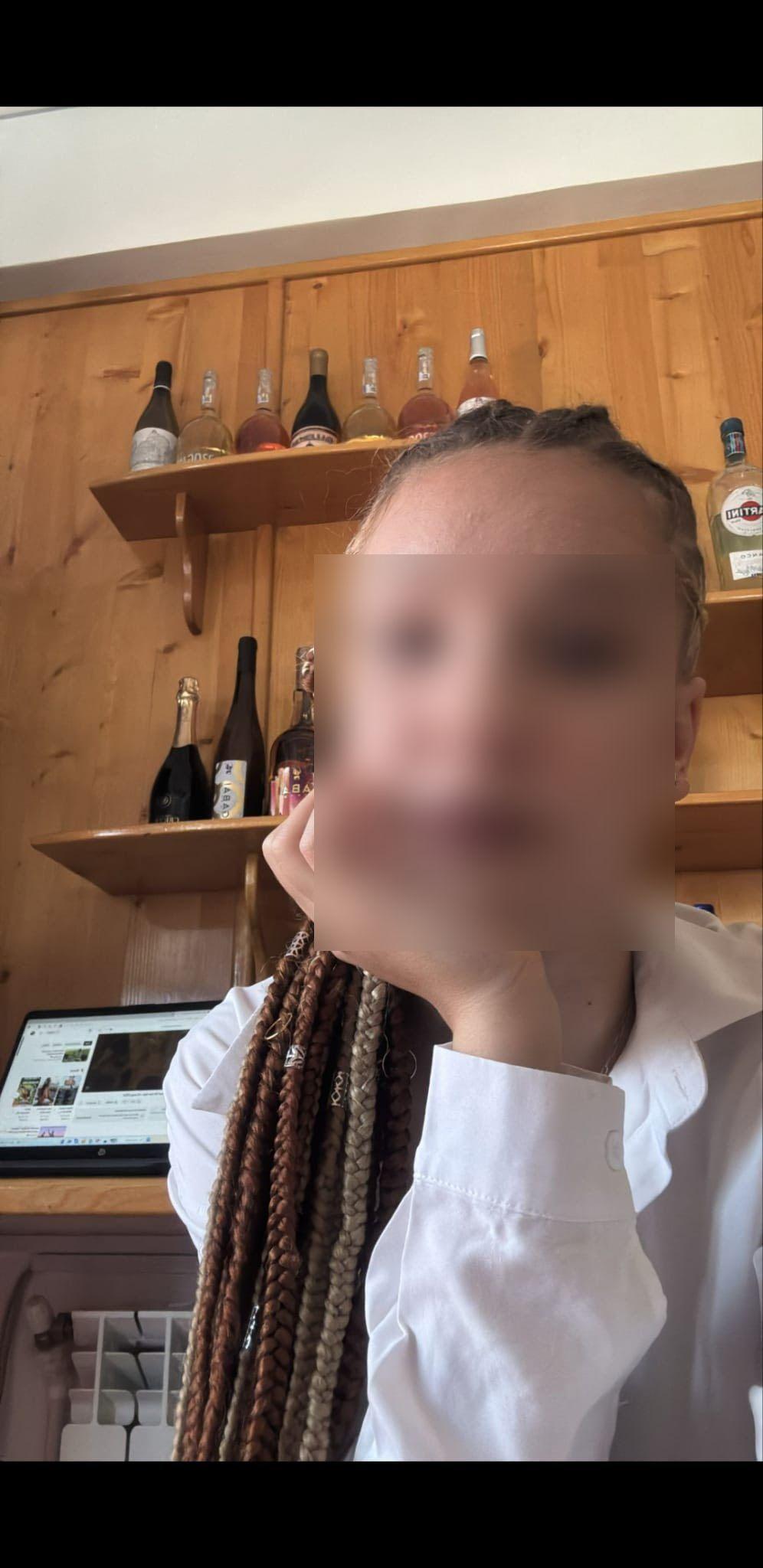 O elevă de 18 ani, găsită moartă într-un apartament din Tulcea. "De ce ai plecat, suflețelul nostru?"