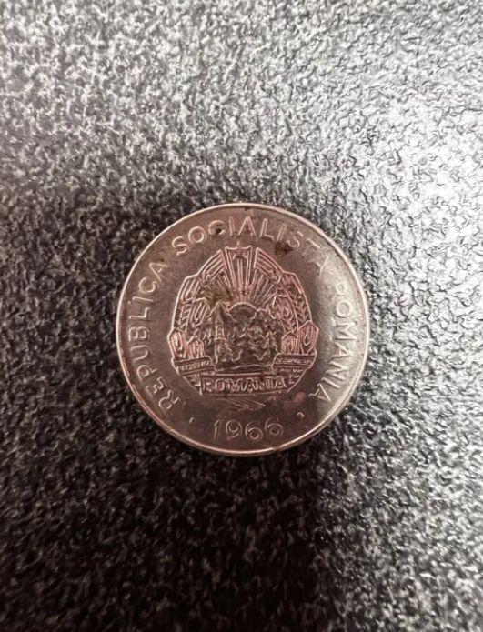 Moneda de pe vremea lui Ceauşescu care se vând şi cu 3.500 de lei pe OLX