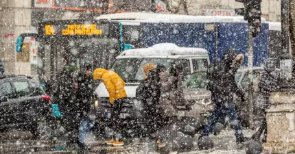 Temperaturi care alternează şi precipitaţii constante. Cum va fi vremea în următoarele 2 săptămâni