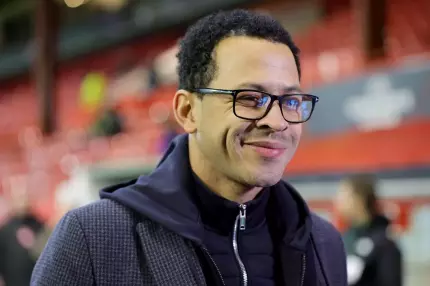 Tehnicianul englez Liam Rosenior, favorit să o preia pe Chelsea Londra