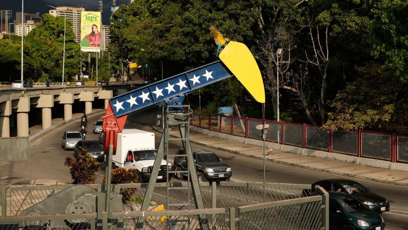 Chevron continuă exporturile de petrol din Venezuela. Exporturile pentru clienţii chinezi, suspendate