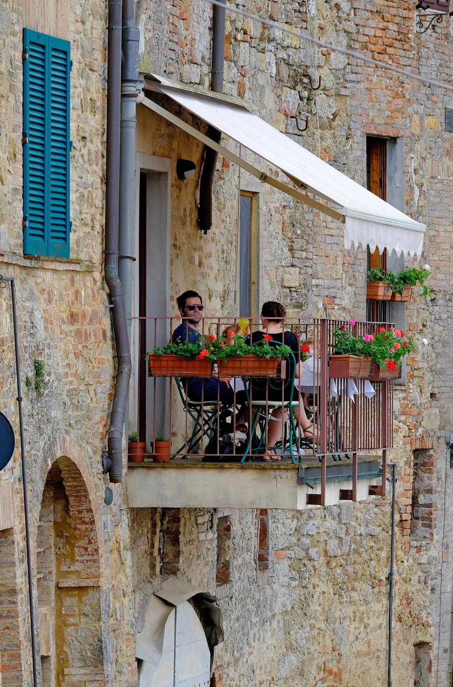 Orașele europene care te plătesc și cu 70.000 de euro ca să te muți în ele în 2026. Și românii pot aplica