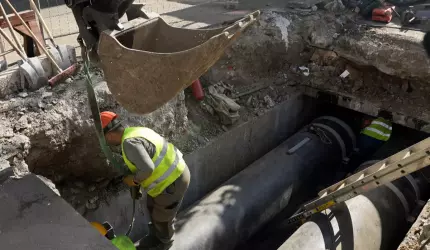 Ministru: "Sistemul de termoficare din Capitală pierde zilnic echivalentul încălzirii a 75.000 de apartamente"