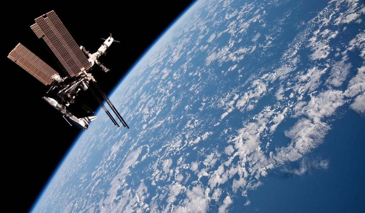 4 astronauţi de pe Staţia Internaţională urmează să se întoarcă mai repede, din cauza unor probleme medicale