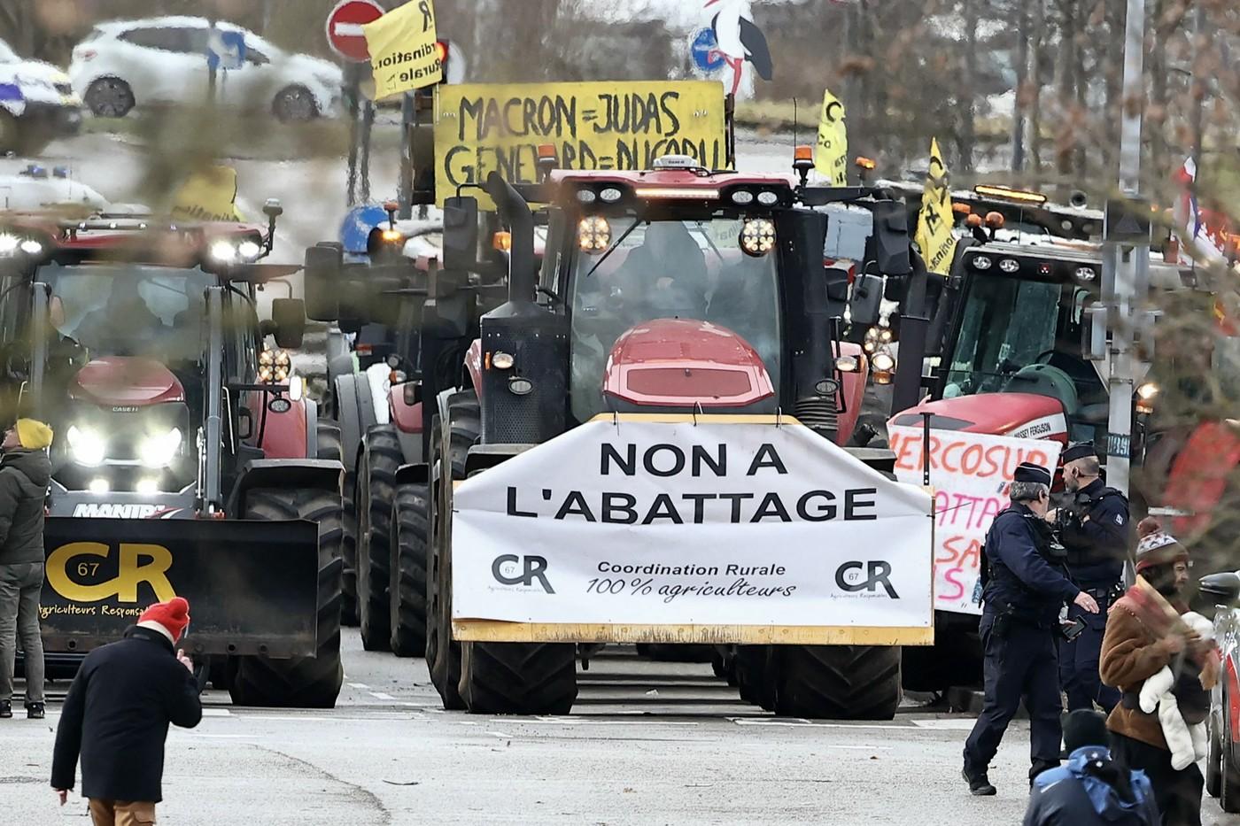 UE aprobă acordul cu Mercosur: Podul Europei, blocat de fermieri francezi şi germani, proteste şi în Polonia