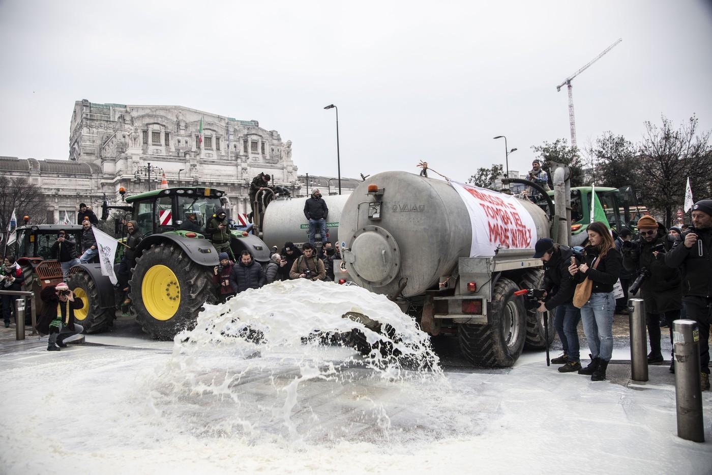 UE aprobă acordul cu Mercosur: Podul Europei, blocat de fermieri francezi şi germani, proteste şi în Polonia