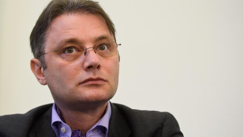 Premierul desemnat continuă luni consultările pentru formarea viitorului Guvern
