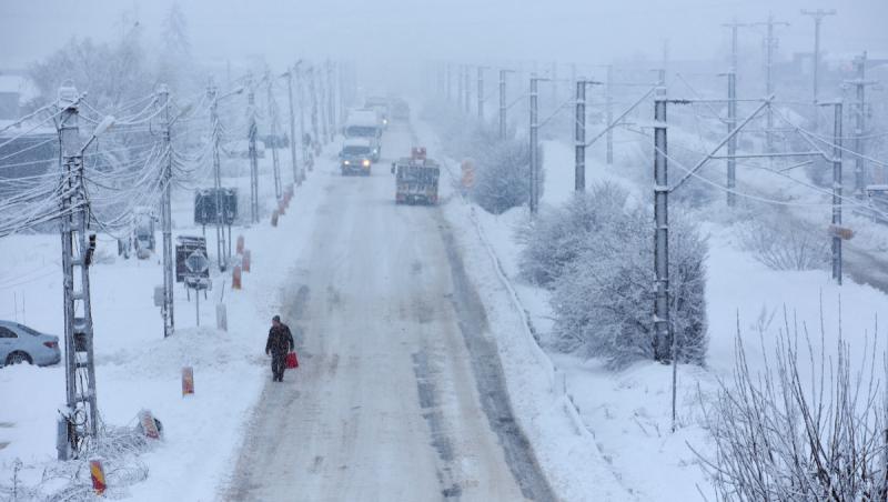 Cod galben de vânt puternic şi ninsori în România. Zonele în care stratul de zăpadă va ajunge la 15 cm