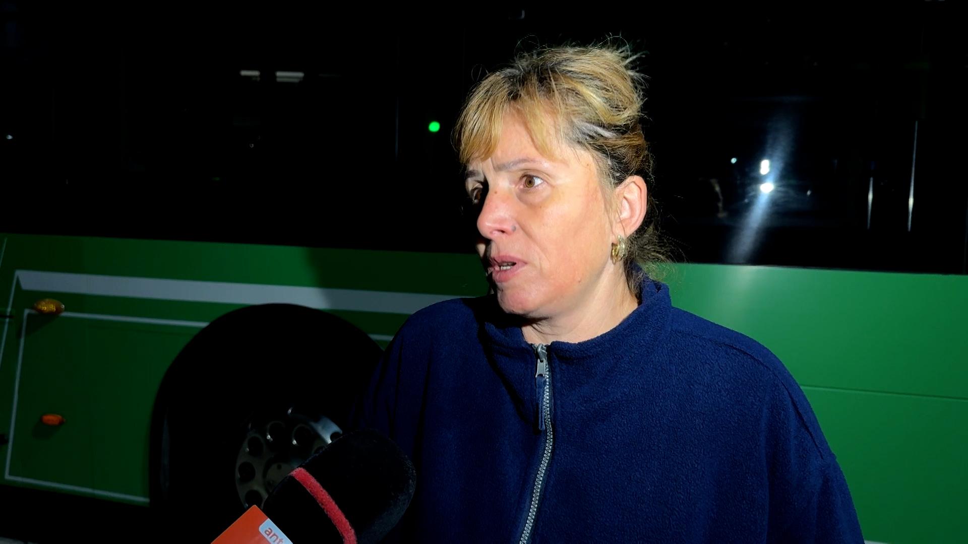 Un șofer de autobuz s-a îmbătat cu țuică și a făcut prăpăd în oraș. Localnicii au crezut că îi atacă drona