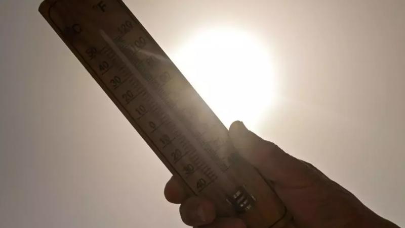 Vreme călduroasă în toată ţara în octombrie. Ce temperaturi se vor înregistra în următoarele 4 săptămâni