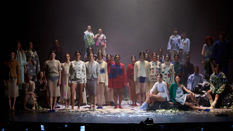 Bucharest Fashion Week 2026: Colecţii inedite de modă și arta contemporană s-au întâlnit în inima Capitalei