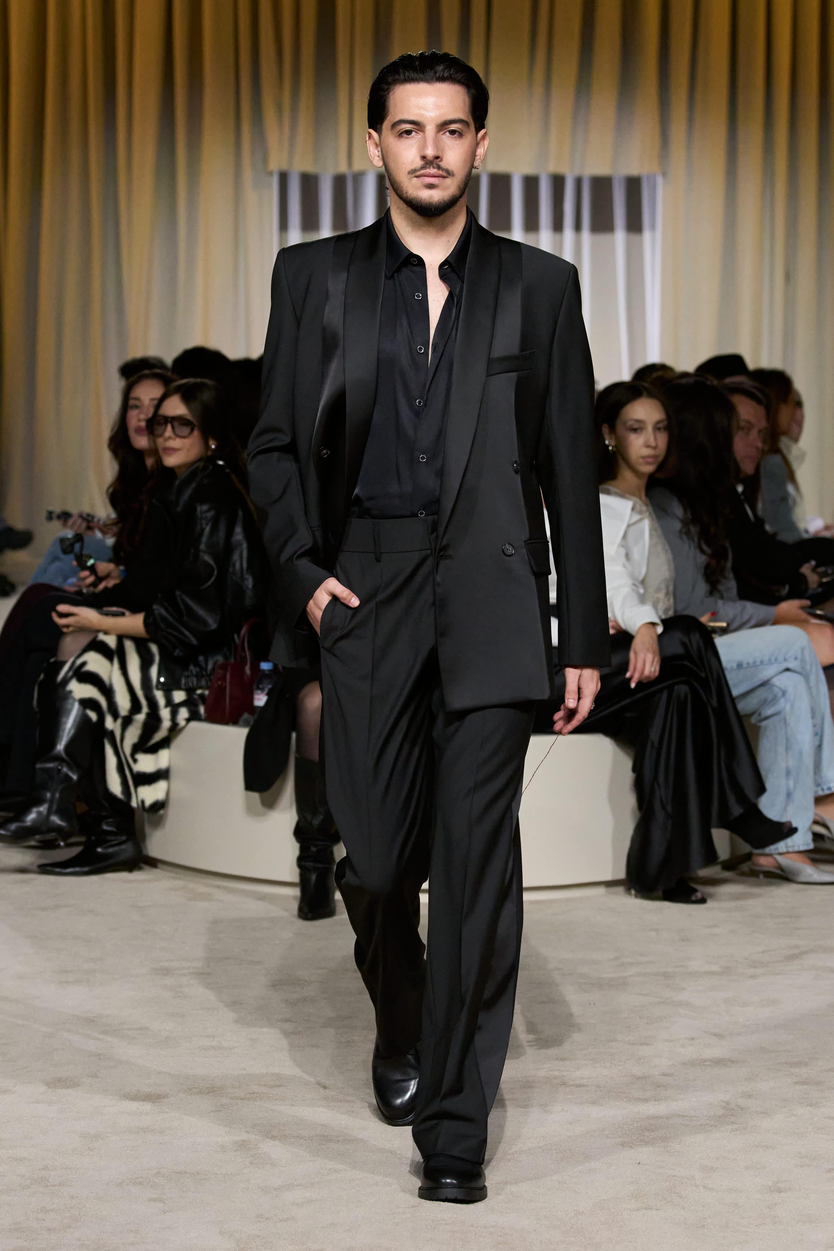 SS27 — Patrizia Pepe