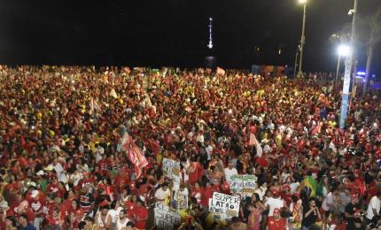 Lula obţine al 4-lea mandat în Brazilia. Flavio Bolsonaro, fiul fostului președinte, cere anularea alegerilor